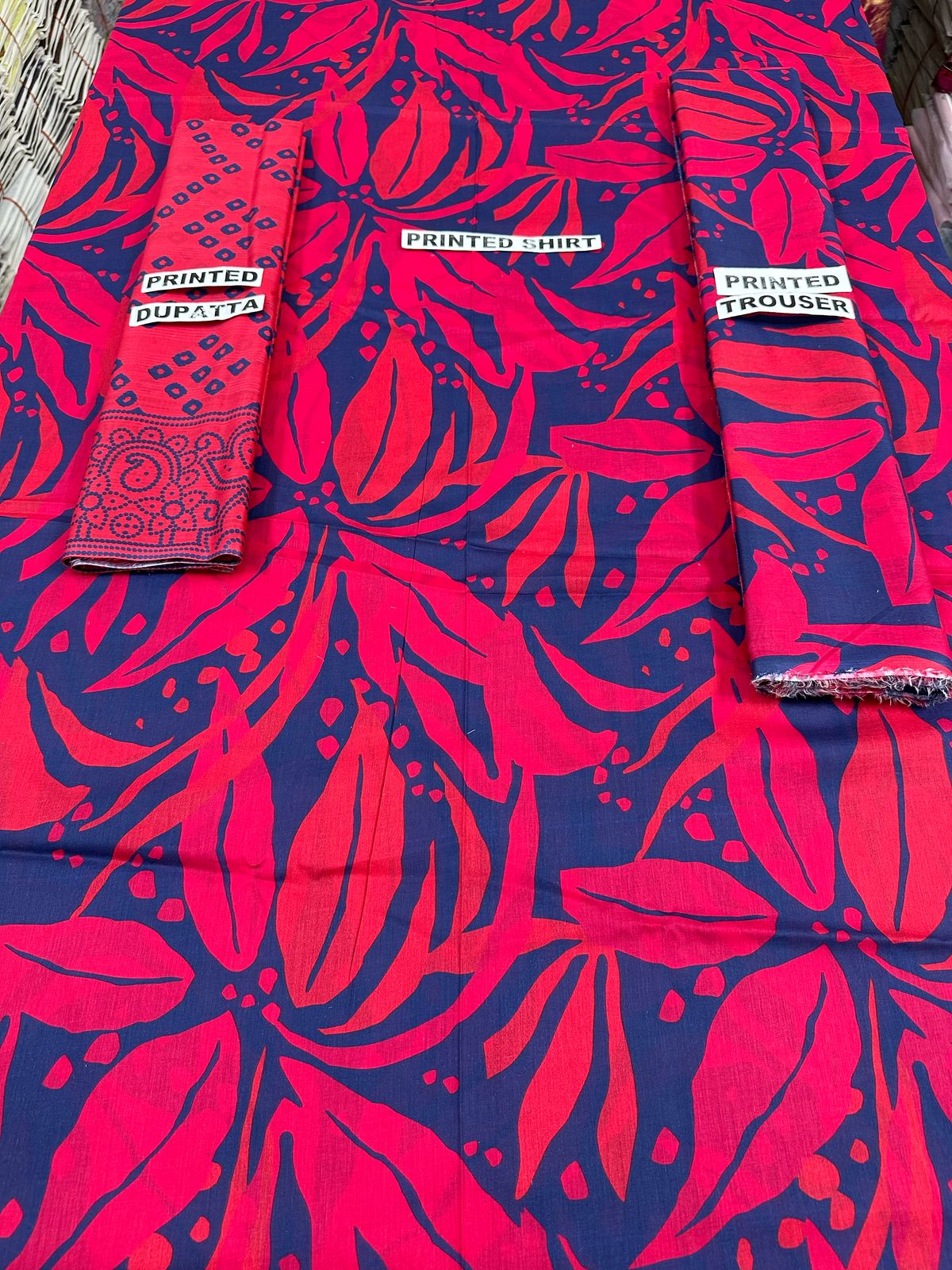 VOL 104 | DS 01 | DIGITAL PRINTED LAWN 3PC TANADORIA LAWN DUPATTA