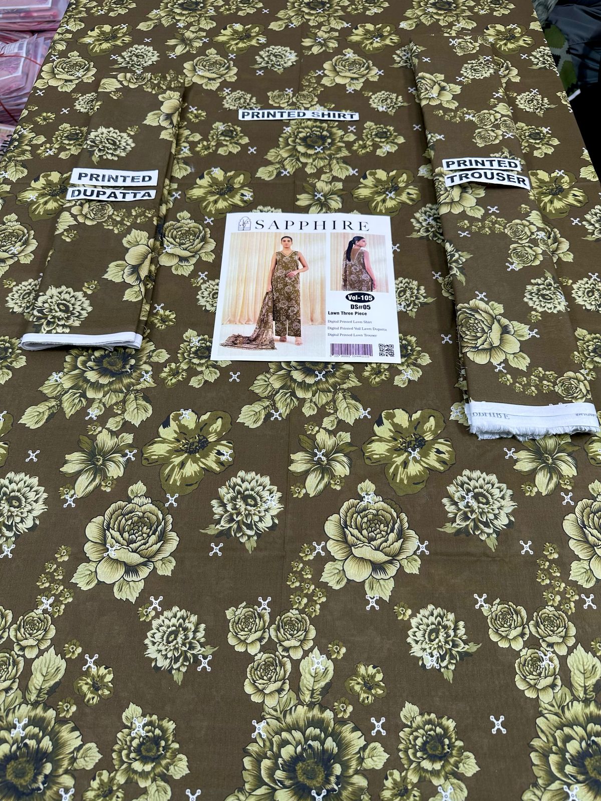 VOL 105 | DS 05 | DIGITAL PRINTED LAWN 3PC VOIL LAWN DUPATTA