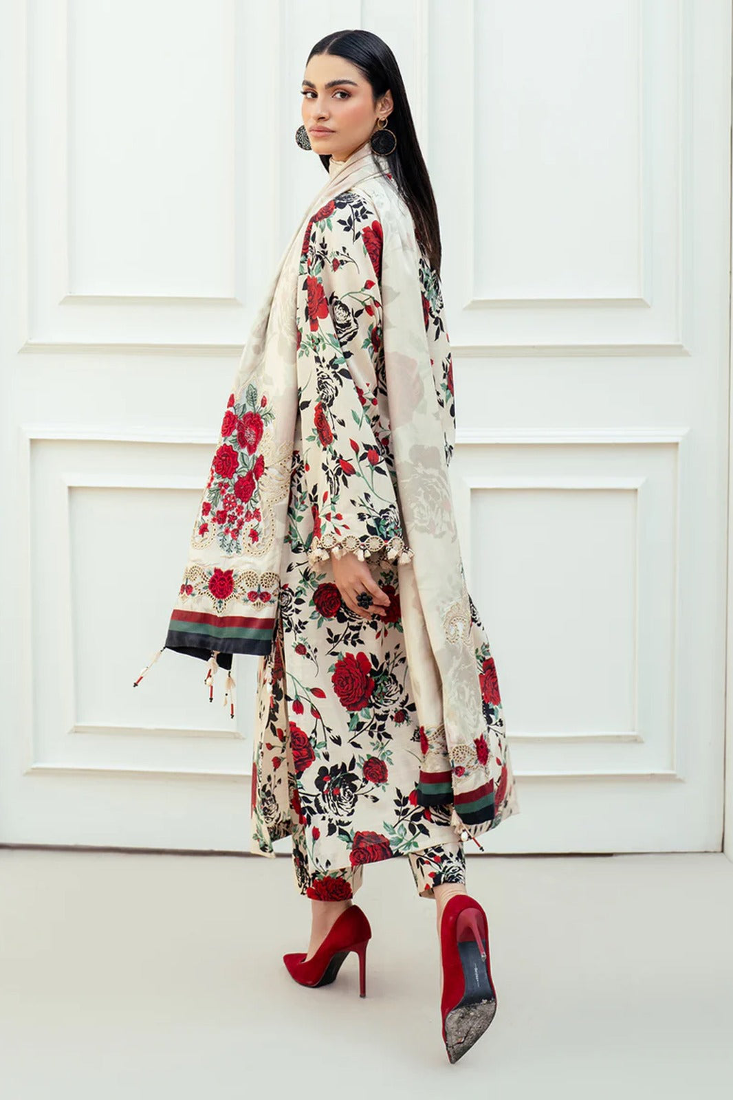 VOL 84 | DS 02 | DIGITAL PRINTED LAWN 3PC BAMBER DUPATTA