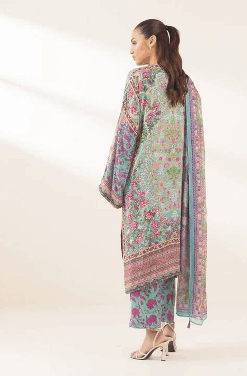 VOL 85 | DS 04 | DIGITAL PRINTED LAWN 3PC LAWN DUPPATTA