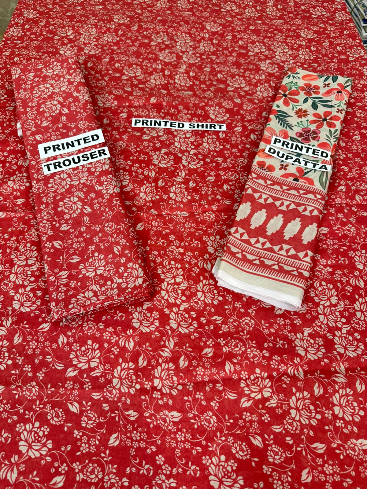 VOL 76 | DS 07 | DIGITAL PRINTED LAWN 3PC VOIL LAWN DUBATTA