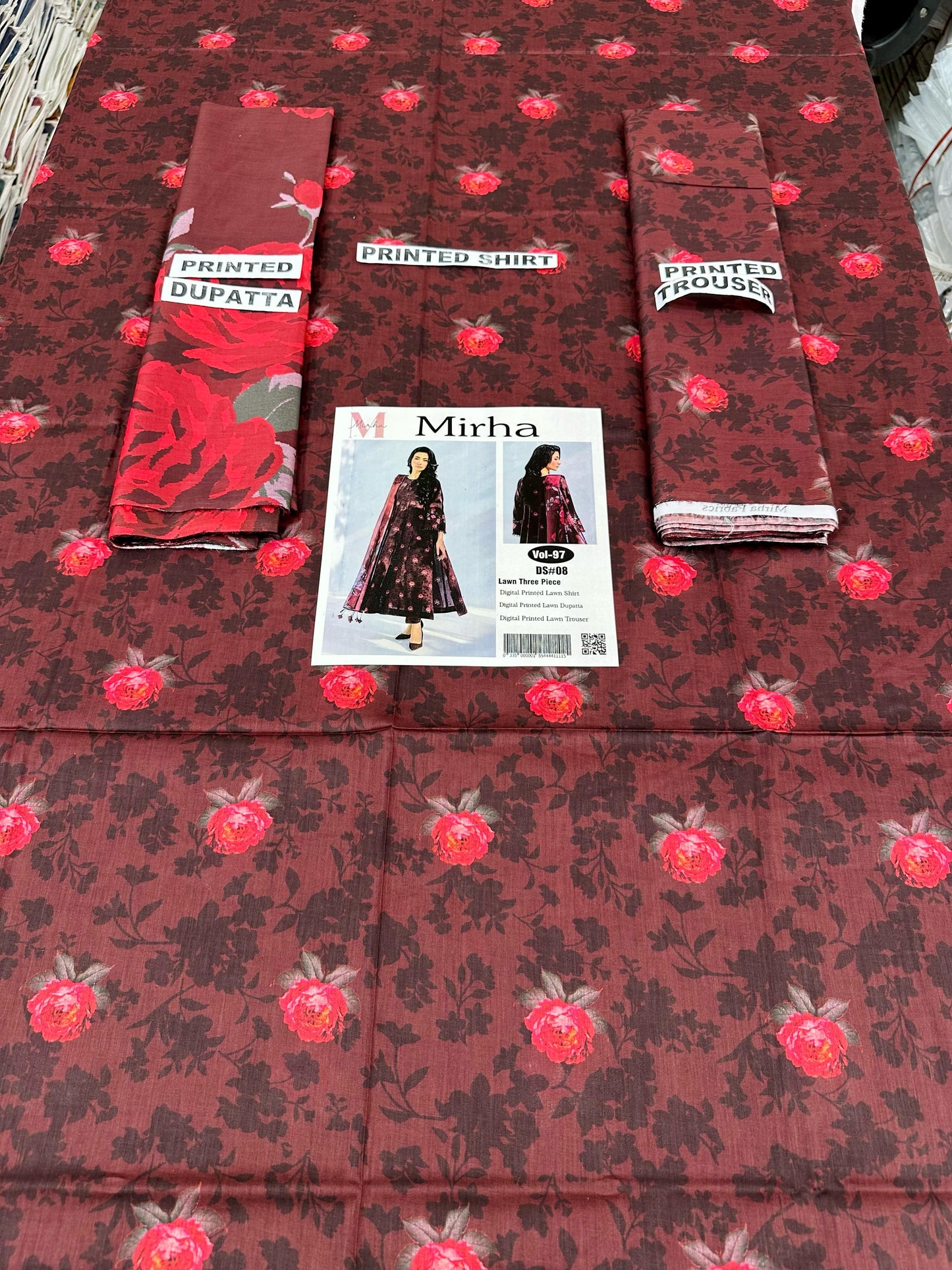 VOL 97 | DS 08 | DIGITAL PRINTED LAWN 3PC LAWN DUPATTA