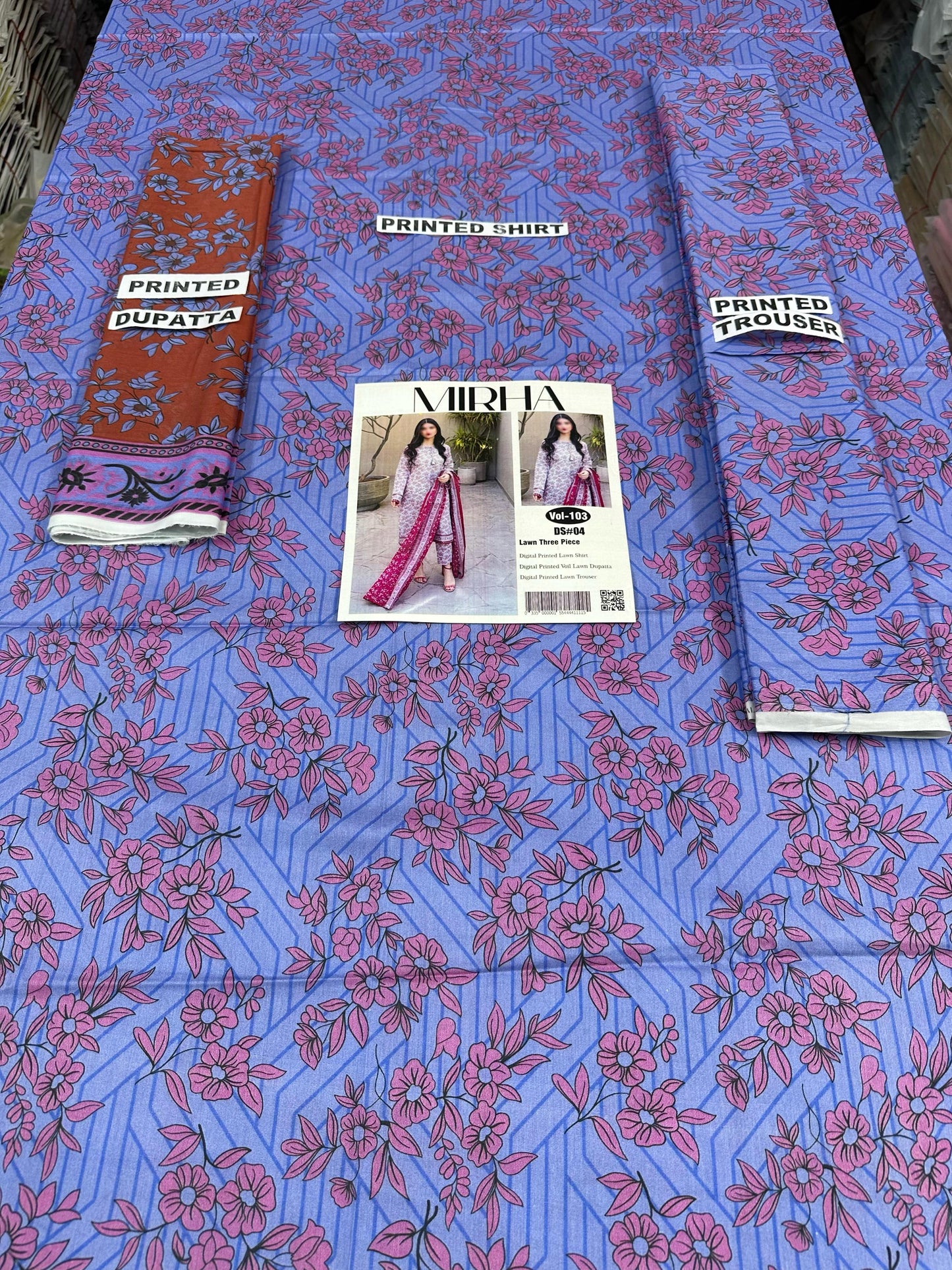 VOL 103 | DS 04 | DIGITAL PRINTED LAWN 3PC VOIL LAWN DUPATTA