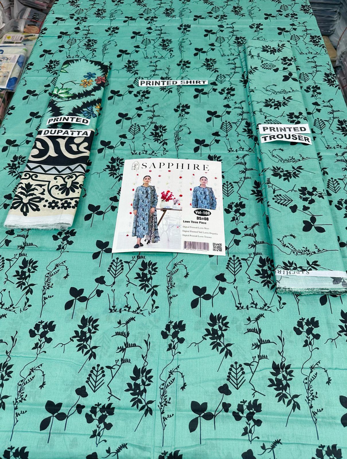 VOL 108 | DS 08 | DIGITAL PRINTED LAWN 3PC VOIL LAWN DUPATTA